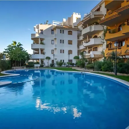 Stylish Penthouse With Private Panoramic Rooftop Terrace *