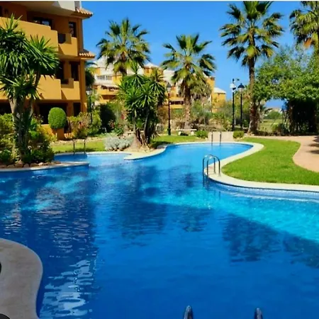 Elegant Penthouse With Panoramic Rooftop Terrace